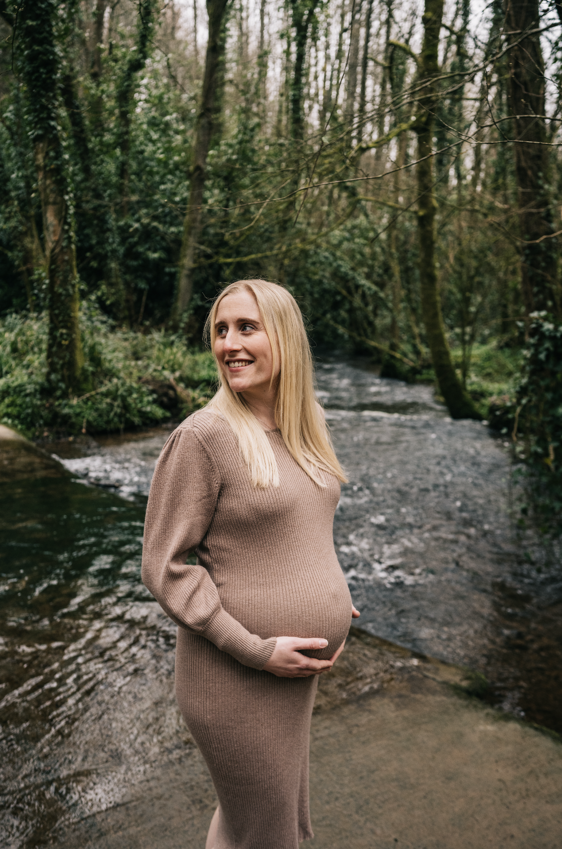 lydney-outdoor-maternity-photography14.png