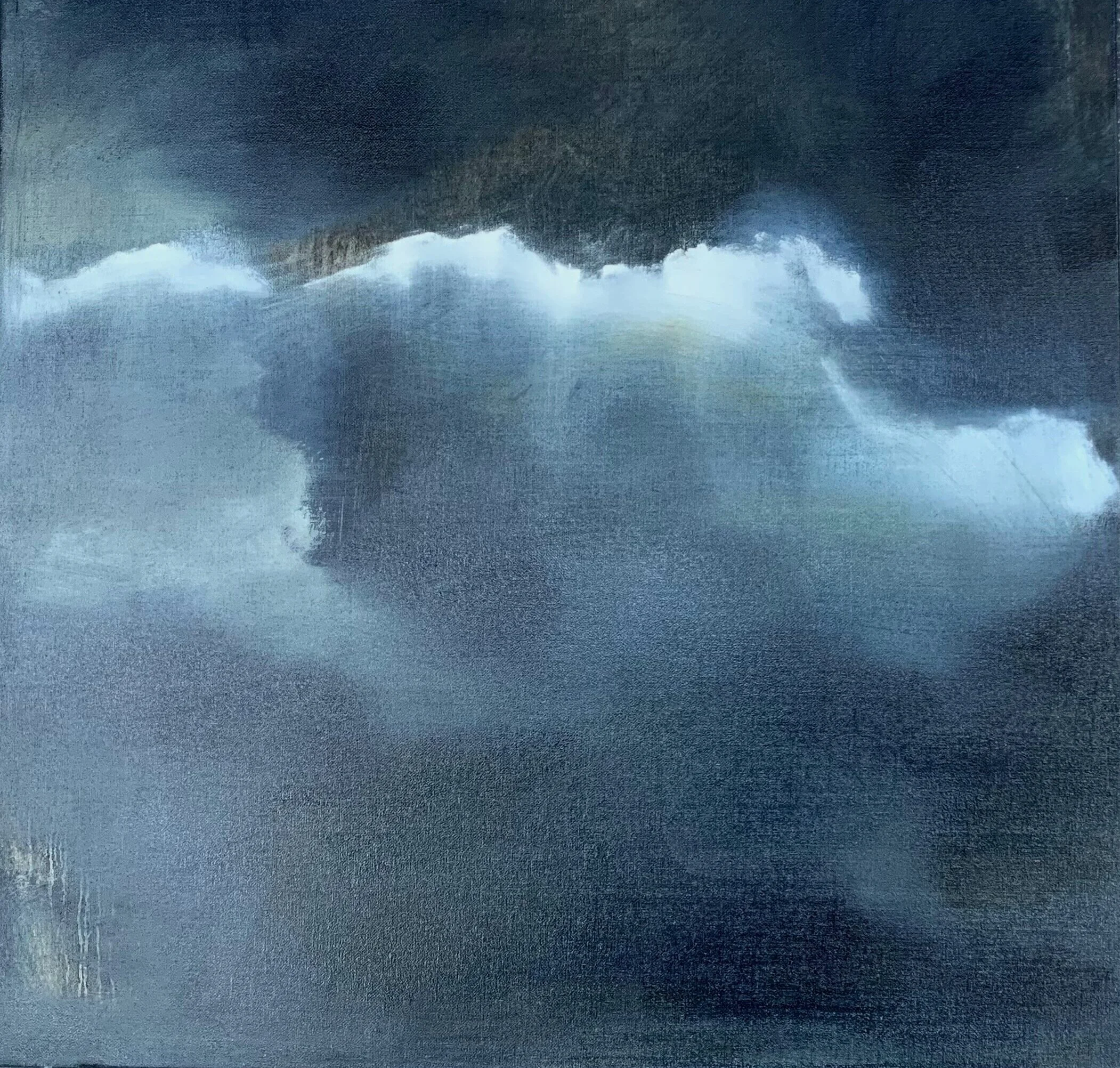HEAD IN THE CLOUDS 