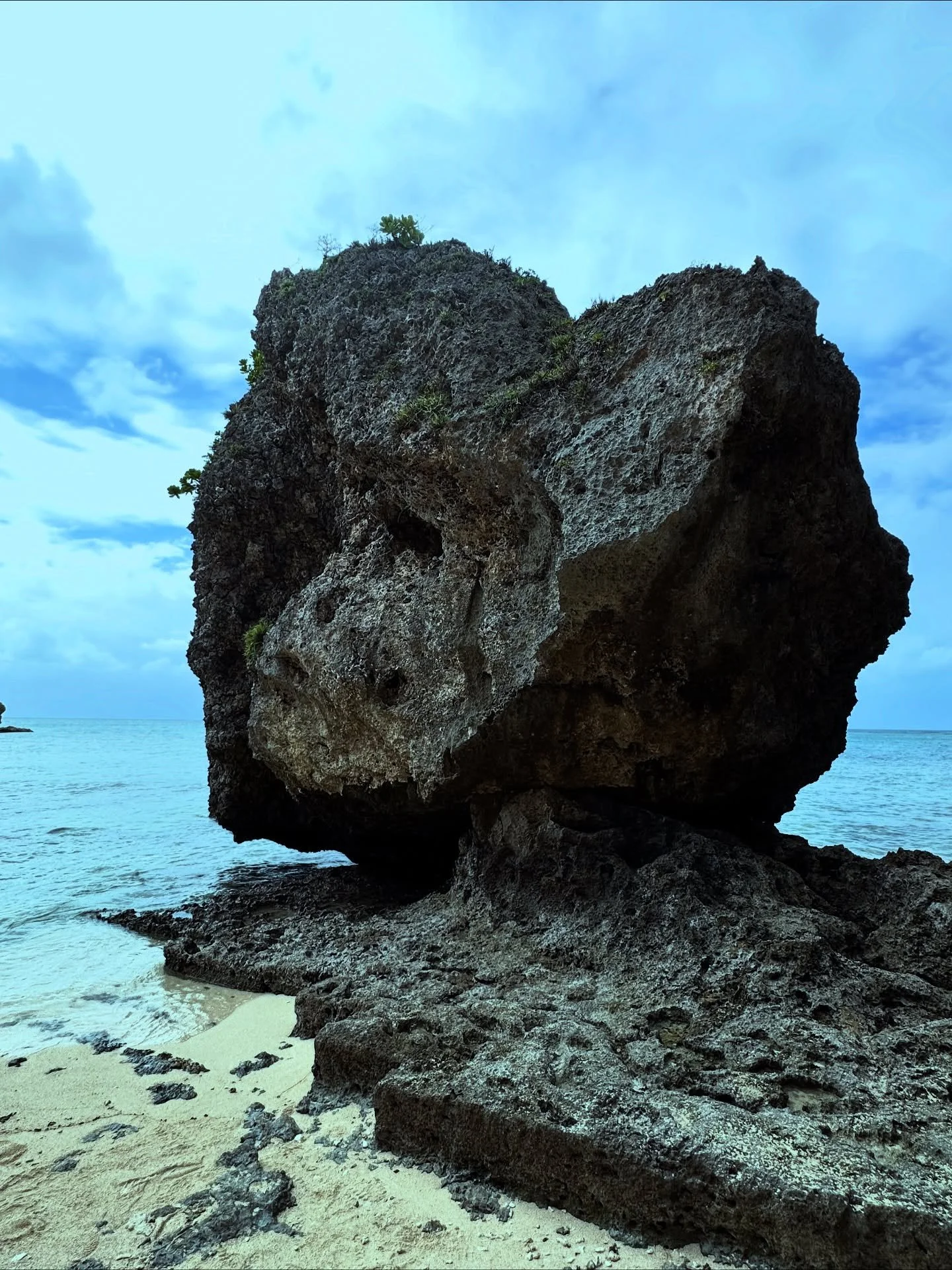 My favourite spot for relaxation Banta Cafe. Yomitan Okinawa.  Love the views.