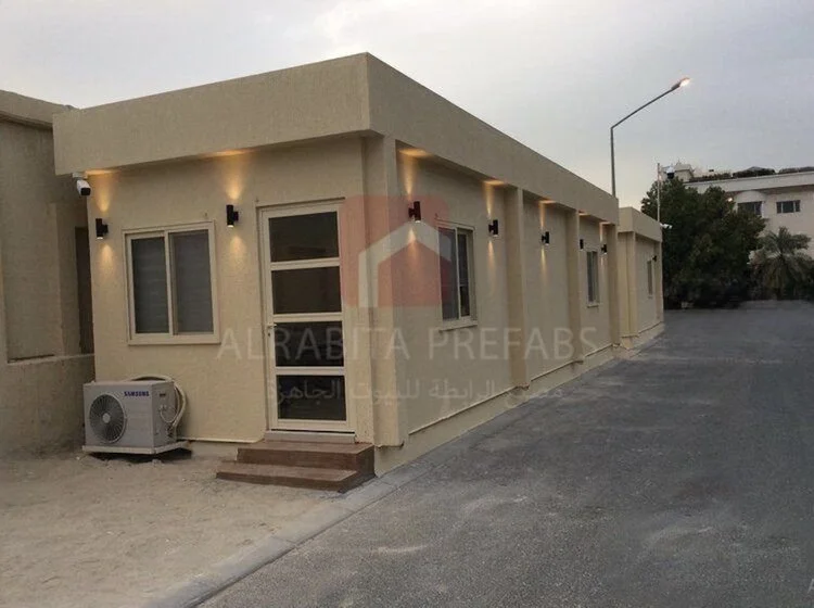 Prefabricated extension executed by Alrabita Prefab Co. ملحق جاهز مسبق الصنع تم تنفيذه من قبل مصنع الرابطة للبيوت الجاهزة