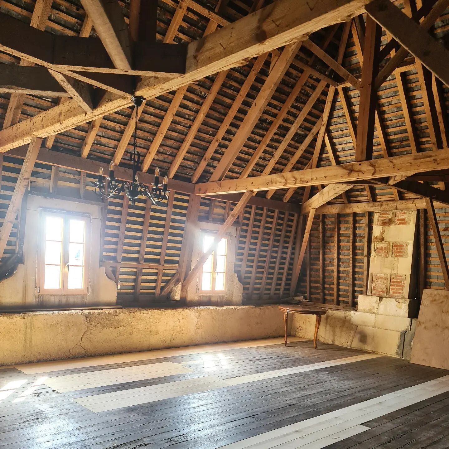 Welcome to the attic of the lodge. With the warm weather outside, it&rsquo;s the perfect temperature in here just under the roof. This can be a meditation room, yoga room, playroom. We are currently adding a game table and comfy chair for card games,