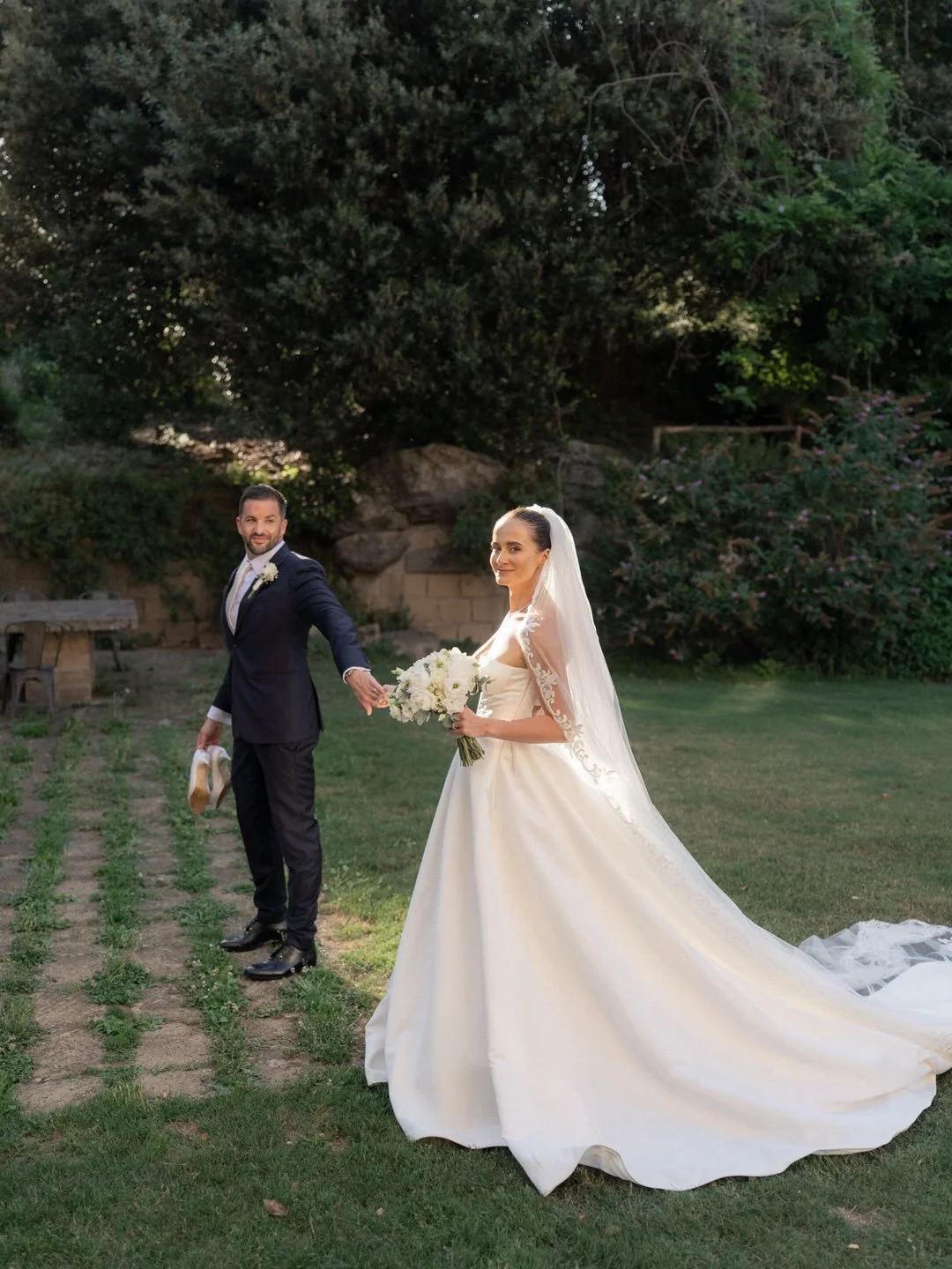 Capturing a pair of lovers taking a stroll in the late Italian sun, all whilst consuming my body weight in fresh pasta and limoncello. 

It&rsquo;s a tough job, but someone has to do it. 🍝🍷