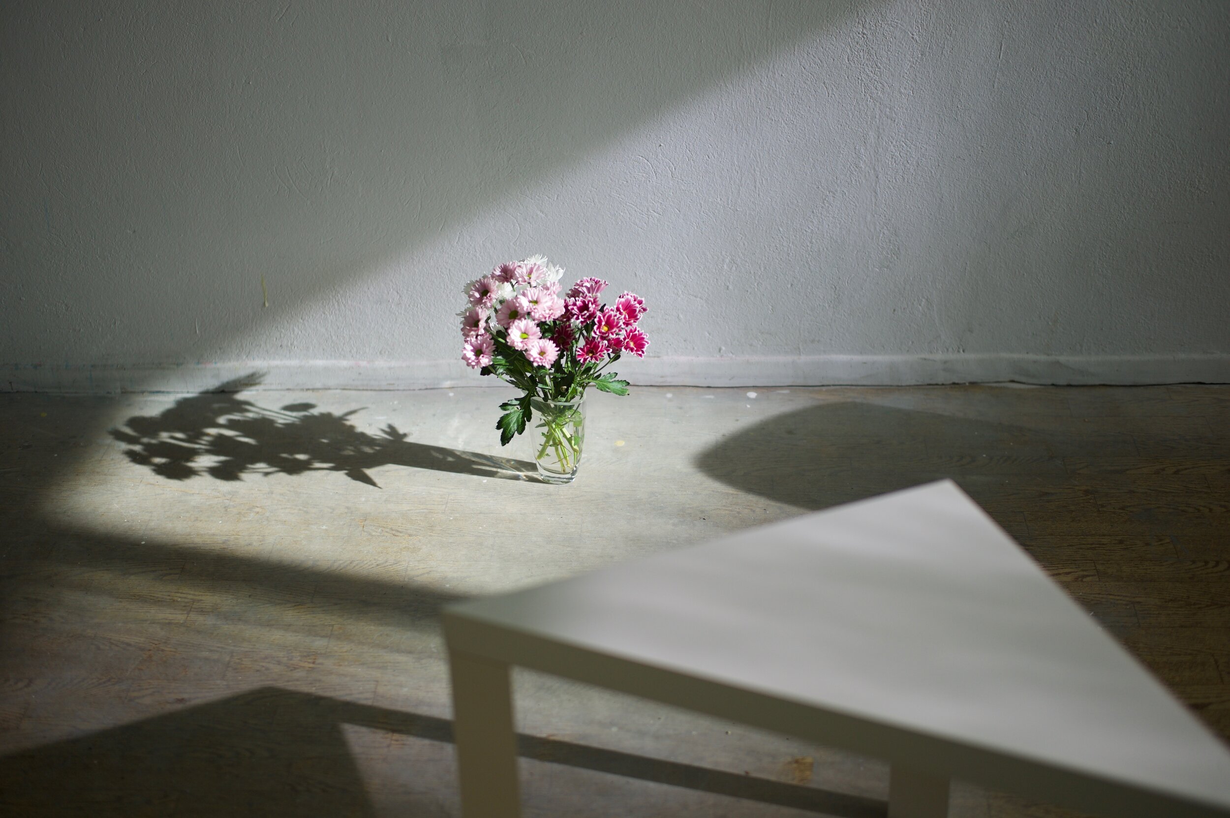 work no. 250 a bunch of fresh flowers vase, fresh flowers, water 2015