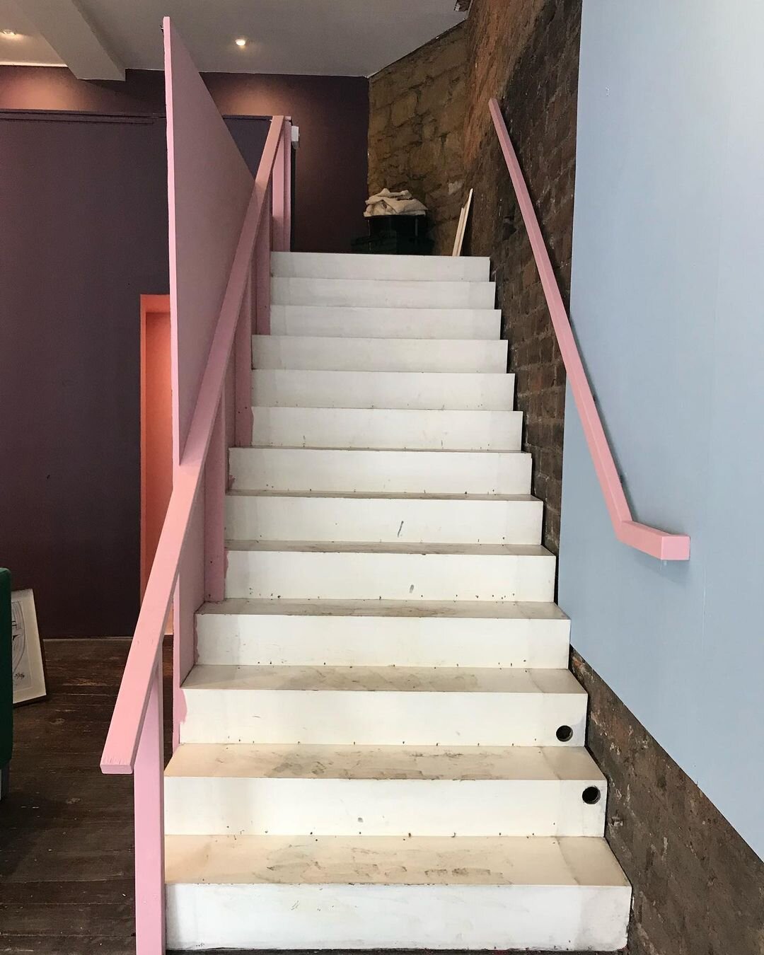 Stairs before renovation.jpeg