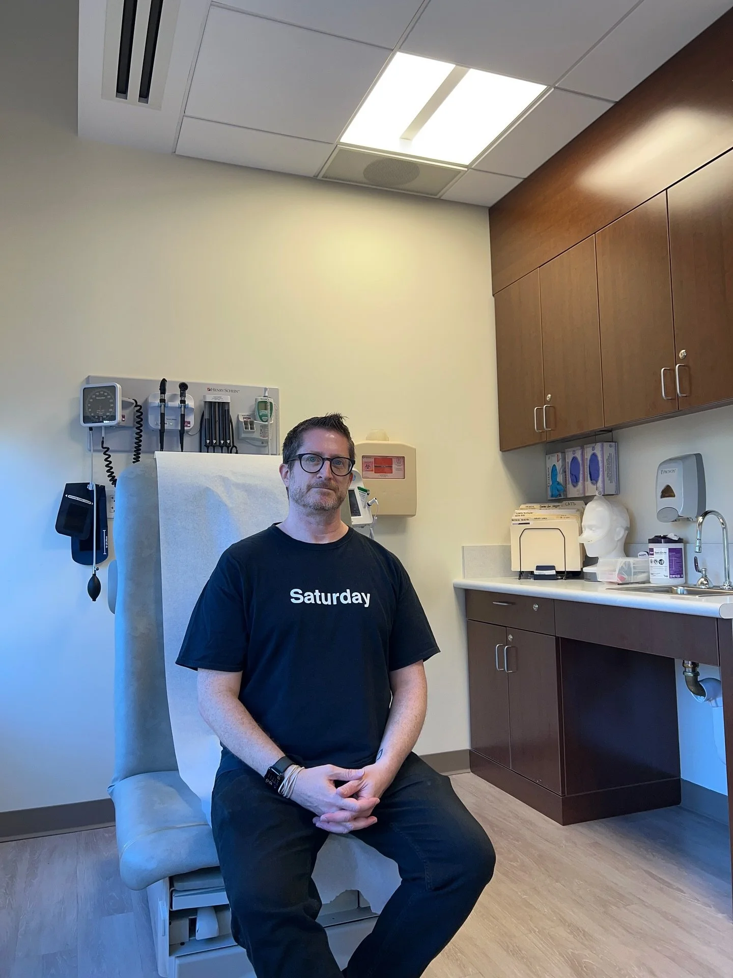 Today is Saturday. Here I am in my Saturday shirt. #art #davidgregharth #harth #saturday #dayoftheweek #dotw