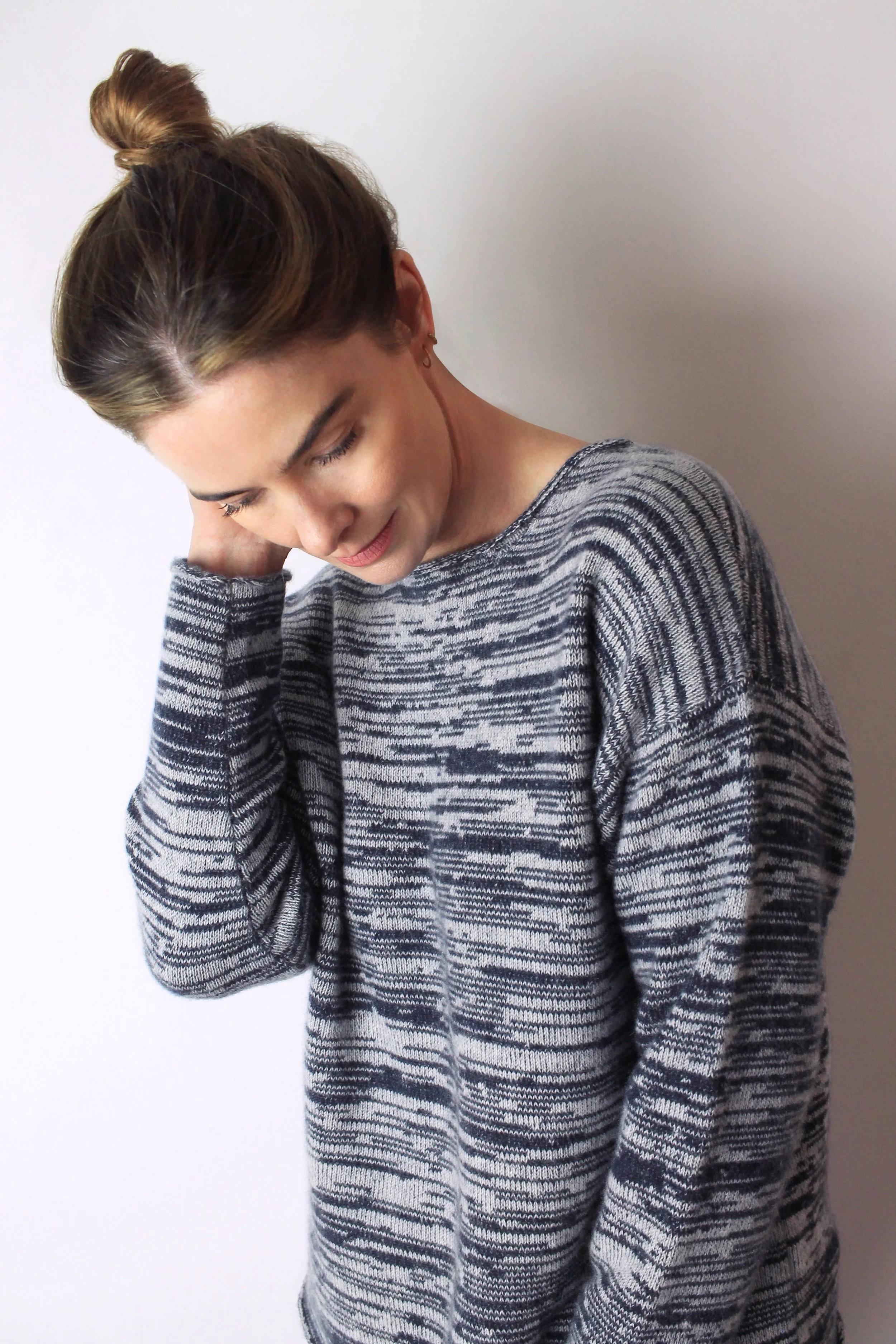Tweed_Sweater_D.jpg
