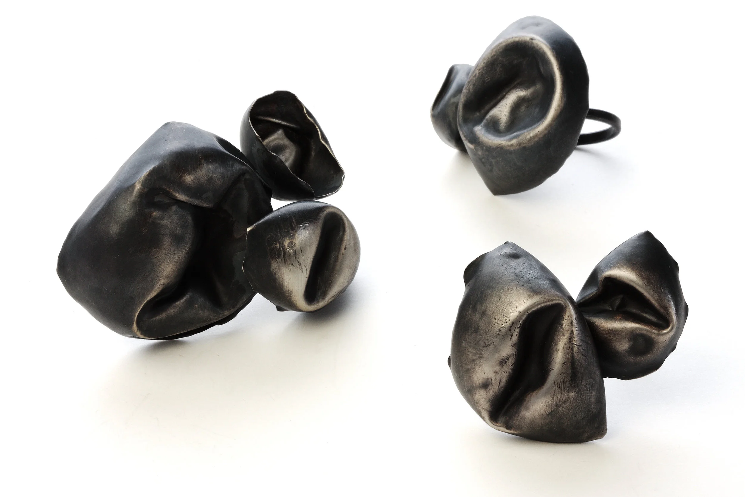 9-crushedRings_01(300).jpg