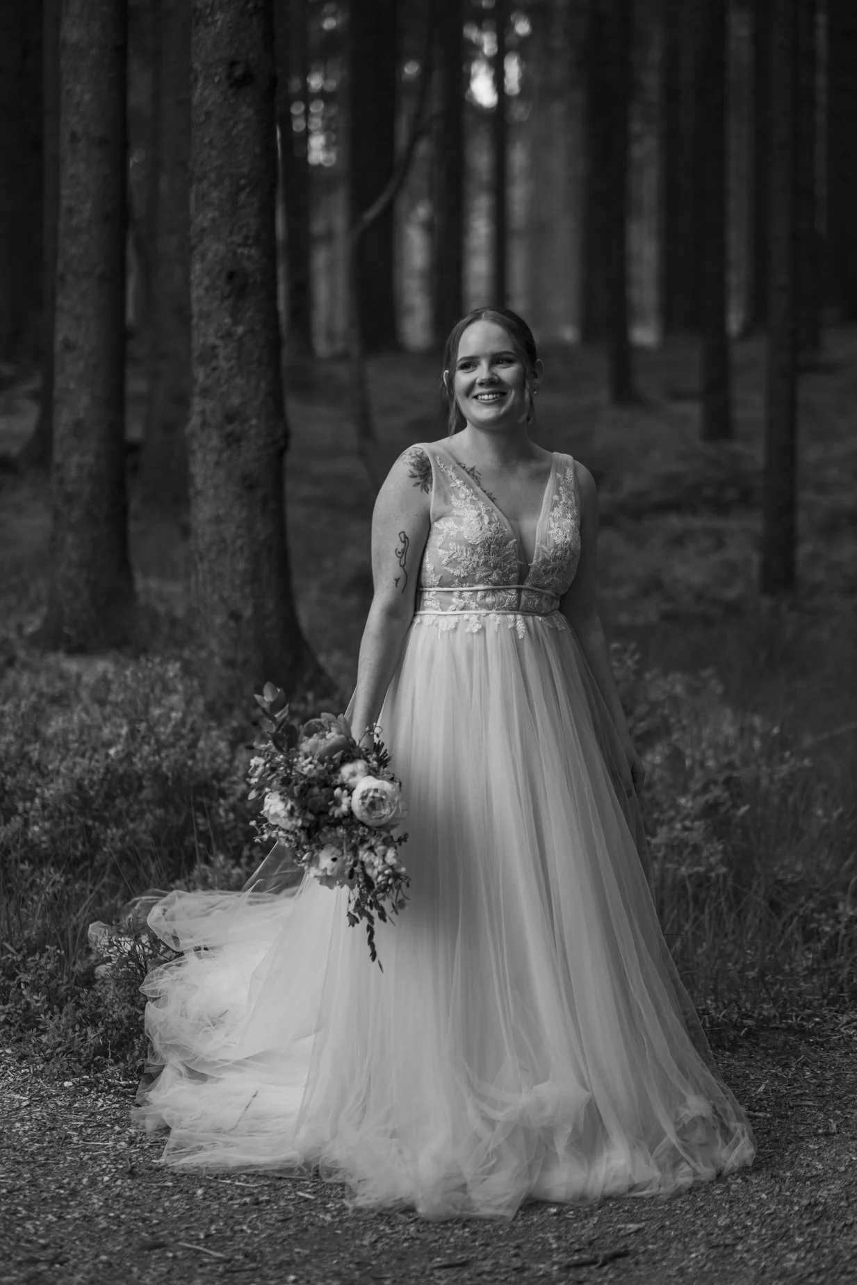 Emily and Monty Web-45.jpg