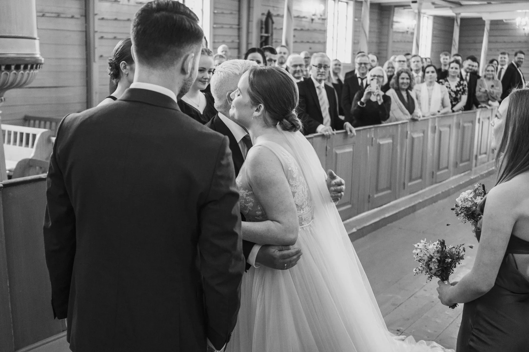 Emily and Monty Web-56.jpg