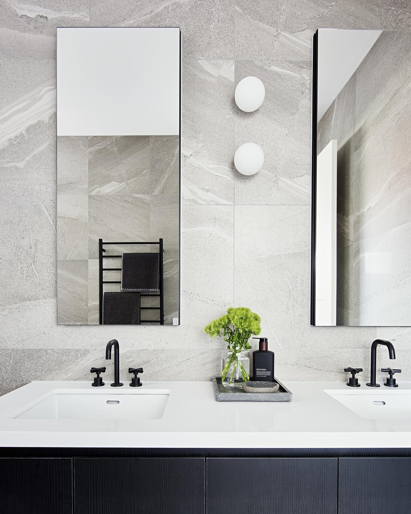 A monochromatic palette instantly creates interest, mood and a clean fresh look. It is both timeless and edgy all at the same time! 

Project: Mitchell St, Northcote

Development @jimtomdevelopments 
Building Design @edgspace 
Interior Design @alters