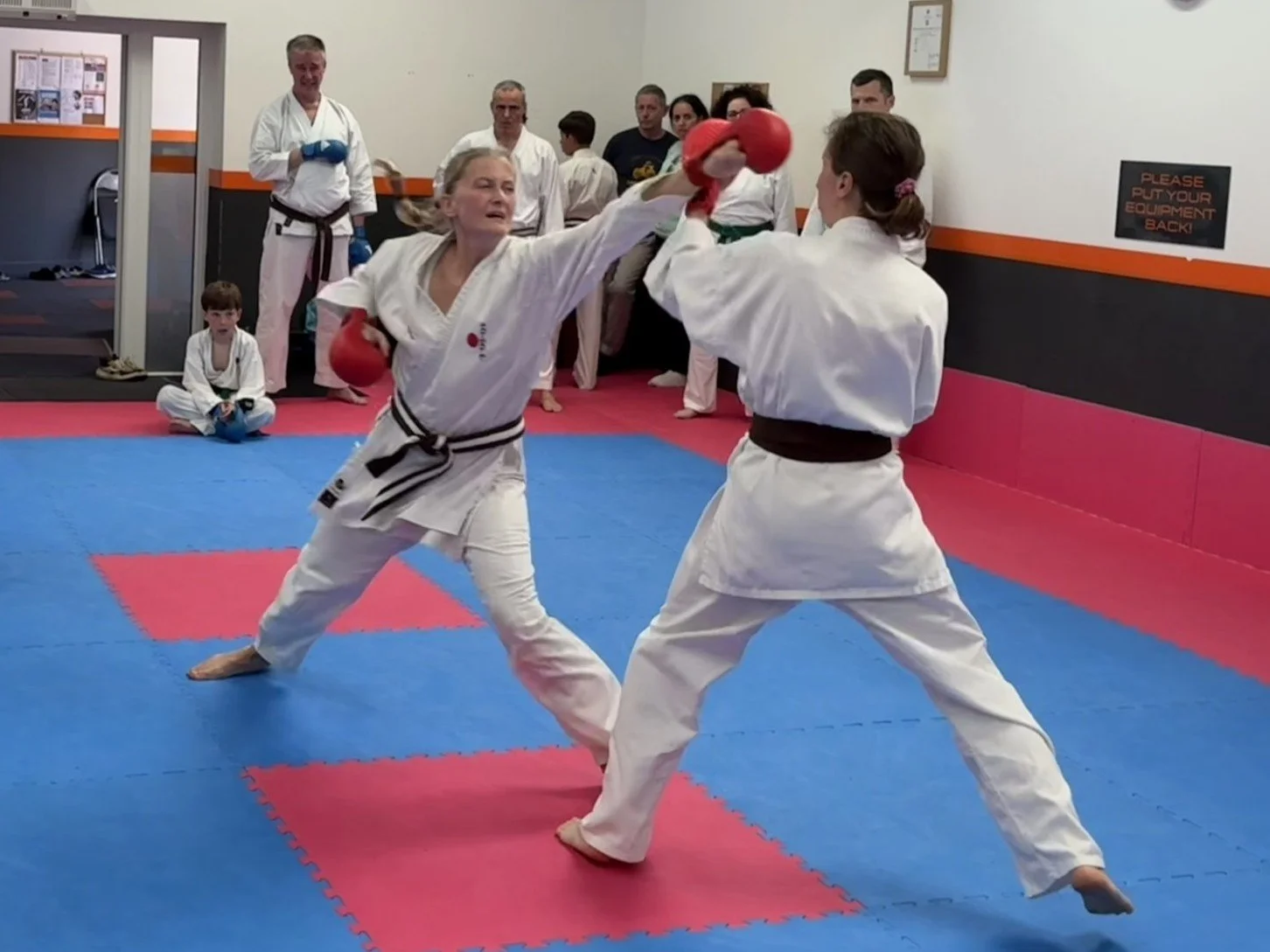 Kumite Patrycya & Anna (3).JPEG