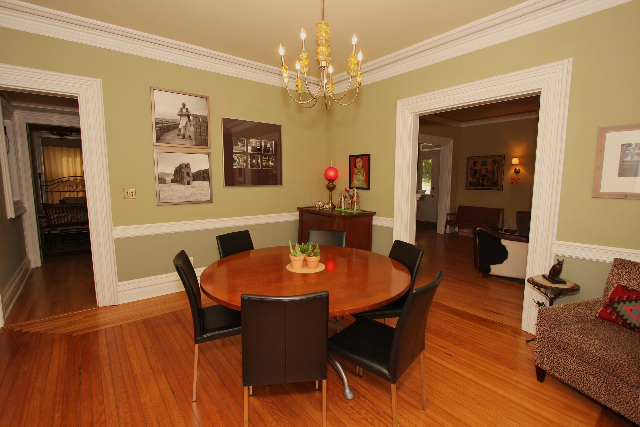 Dining Room with Round Table