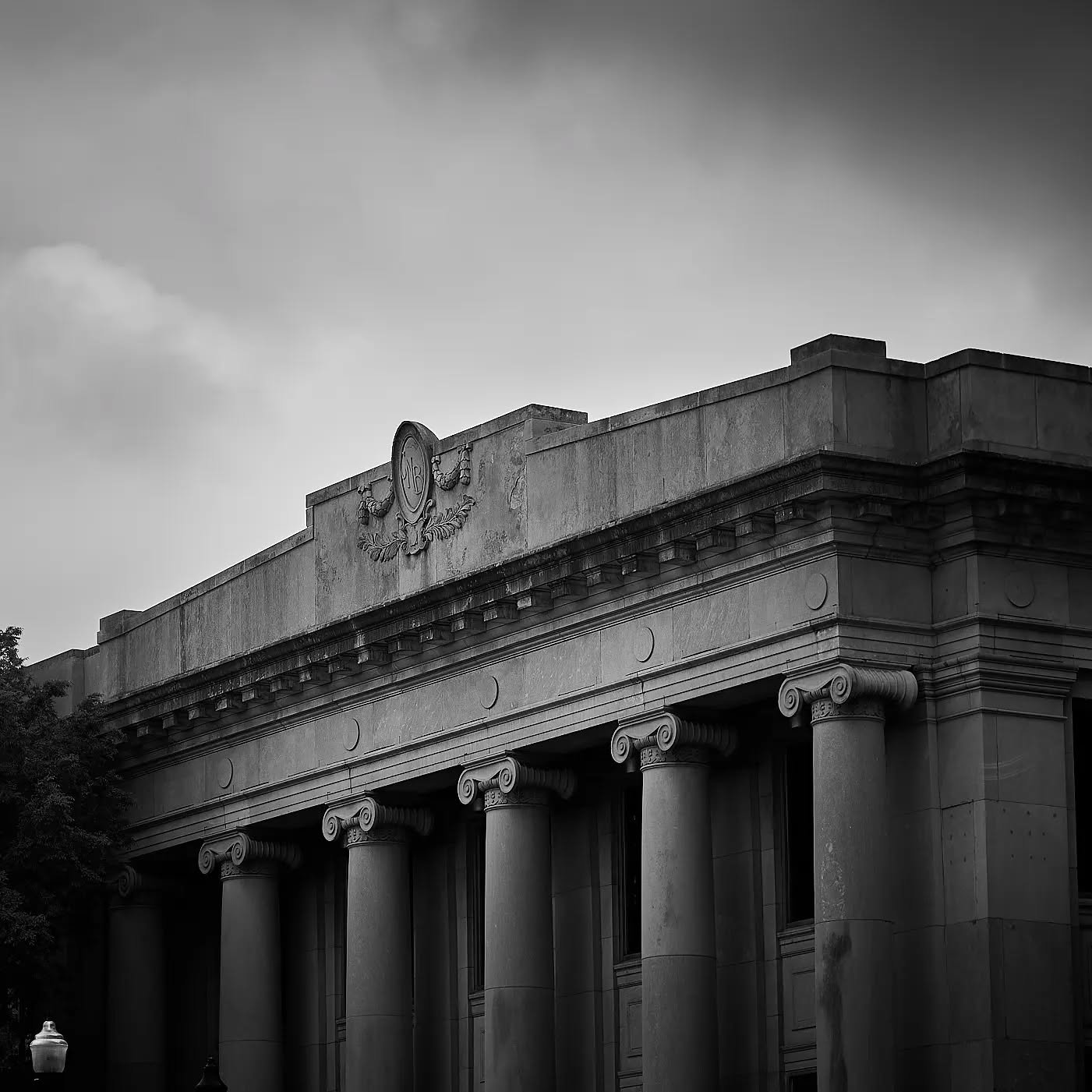 Been a while since I posted a damned thing lol. Not dead just living life. This shot was from opening night at @normanmusicfestival 

#blackandwhitephotography #oldarchitecture #oklahomaphotography #thisisoklahoma #normanok
