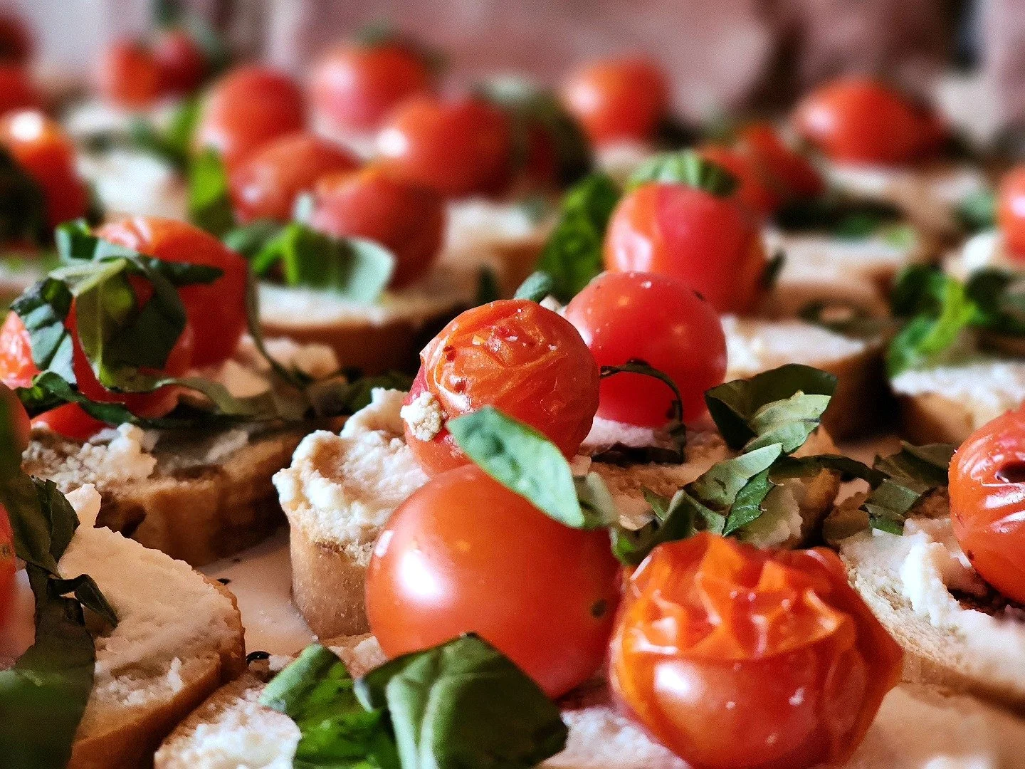 @this.messy.bun and @legally_brewed hosting @normanokpride for their official drag brunch