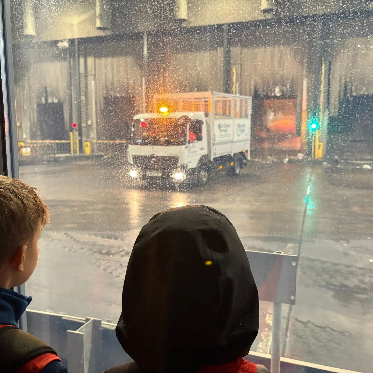 🌍♻ The Eco Team's trip to Wandsworth Recycling Centre was far from rubbish! They learnt about what happens to our waste, preparing them their challenge at Hotham this year, reducing our food waste. 🌍♻