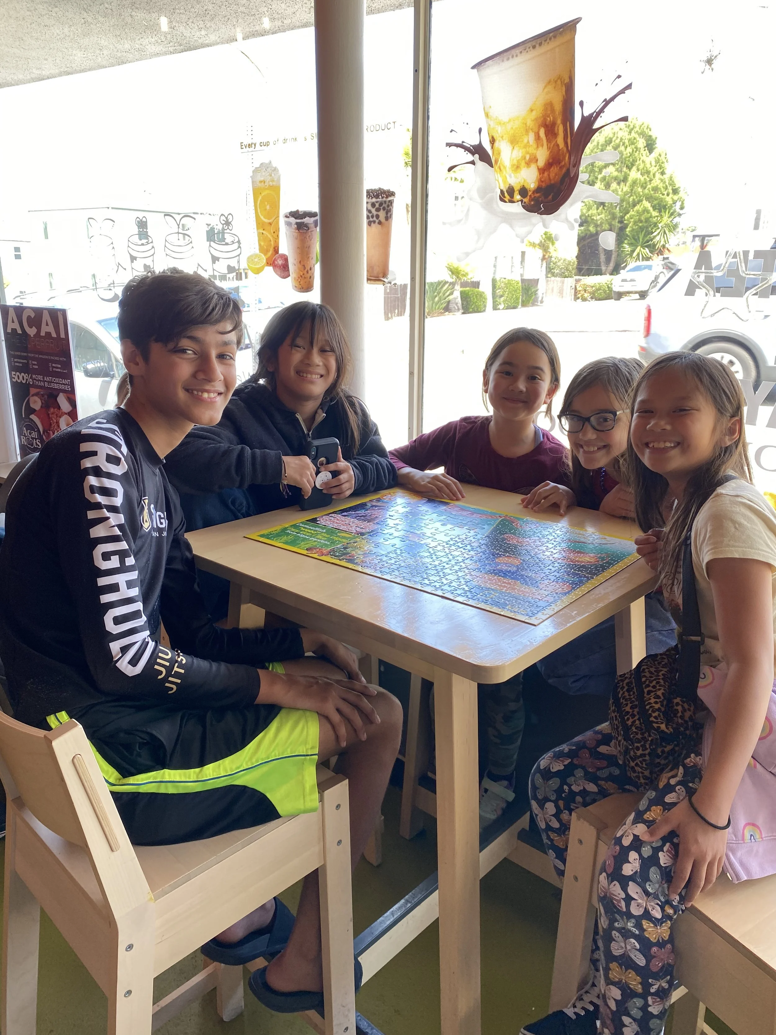 🧩 Puzzle Building Teamwork! 🧩