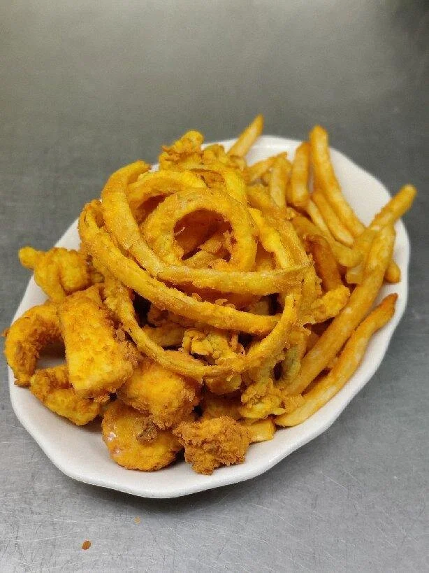 Makris Lobster & Steak House