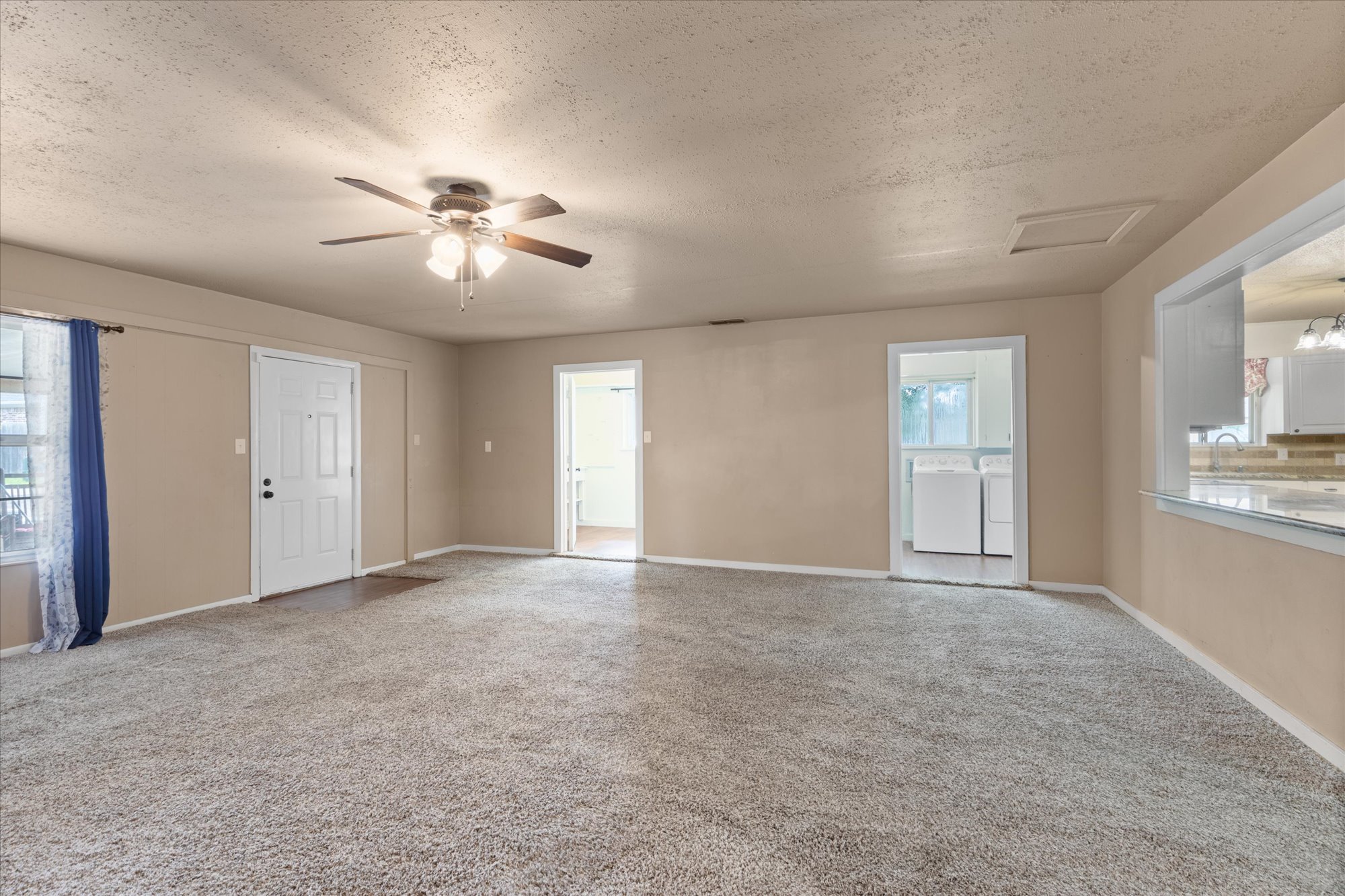 16-416A4067.jpg