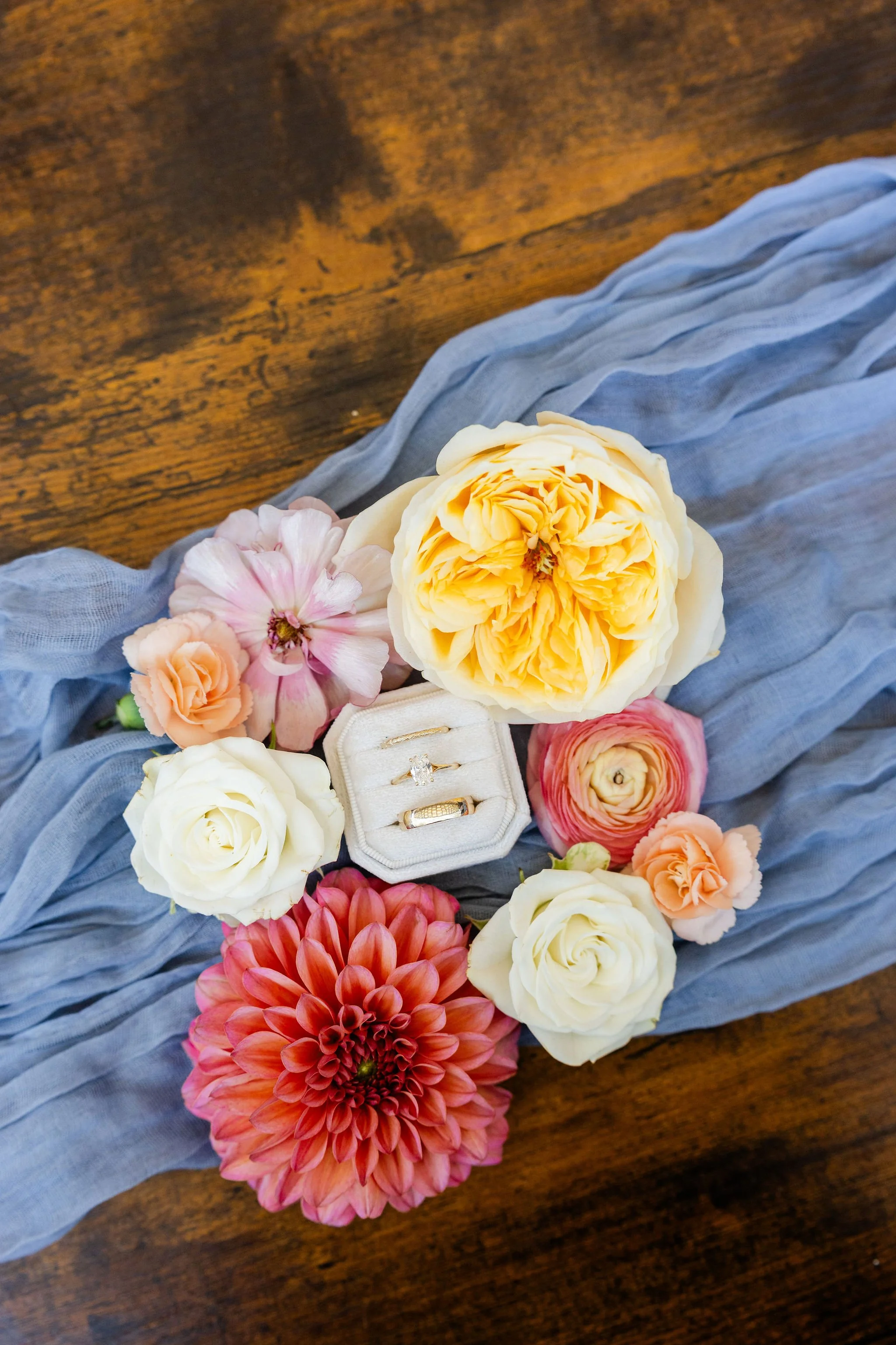 2025_0628_Julianne+Anthony_SneakPeek_0004.jpg