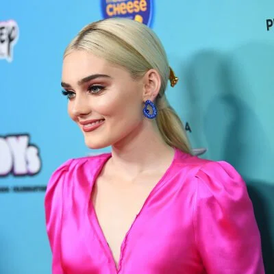 29de708853a71868-Meg-Donnelly-Fetty-Wap-5-400x400.jpg