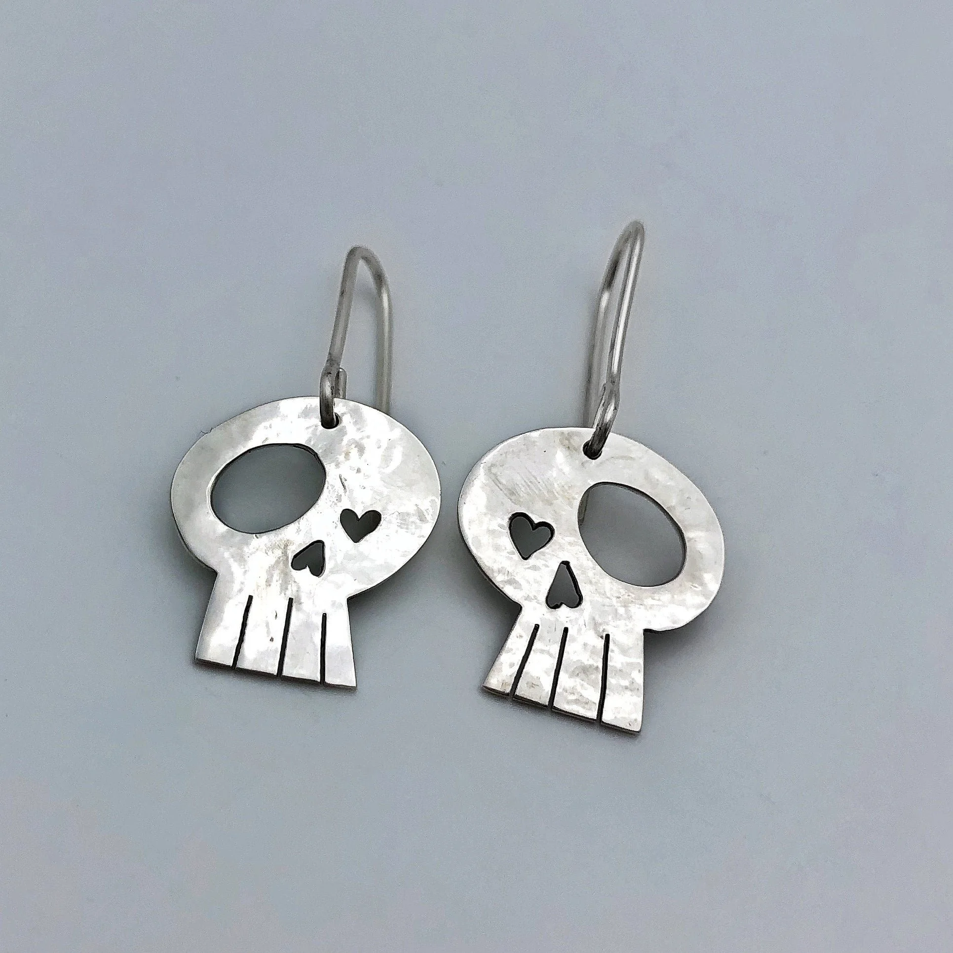 Medium_Steampunk_Skull_Earrings_by_Shona_Rae_image1.jpg