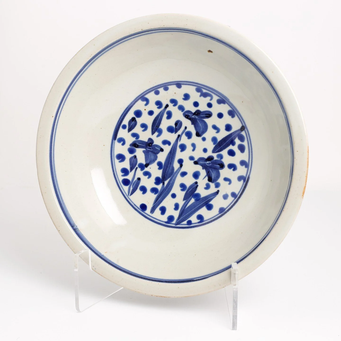 Right before the holidays hit we got a huge restock of Sam Uhick ceramics, and we still have a healthy amount in the store! Come stop by and peruse the his kitchenware pieces, from Salad Bowls, Lasagna Dishes, and Beer Steins, Sam has you covered. We