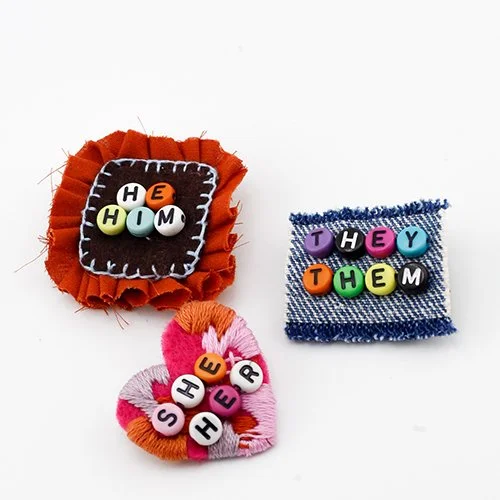 Make Your Own Pronoun Pin