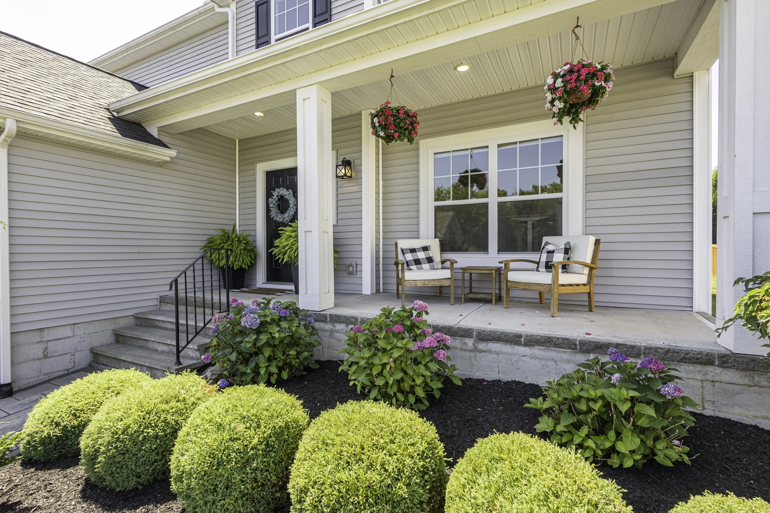 Exteriors-0953.jpg