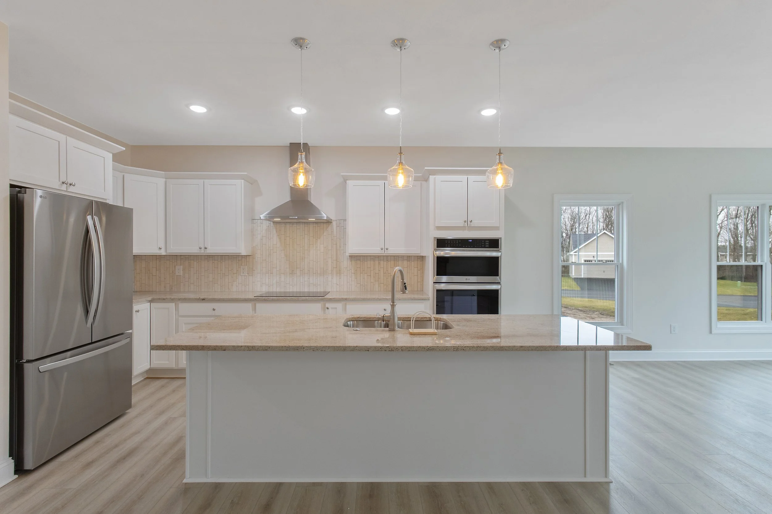 06 - 8929 Tulip Tree Path.jpg