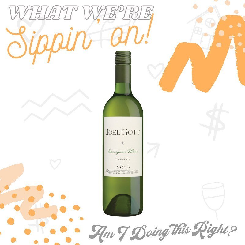 We&rsquo;re sippin&rsquo; on a Sauvignon Blanc this weeeeek! It has tropical aromas of mango, peach, and pineapple combined with citrus notes 🥭🍑🍍 It&rsquo;s a 2015 Sauvignon Blanc from Joel Gott 🍷✨ What&rsquo;d you think of our ratings?