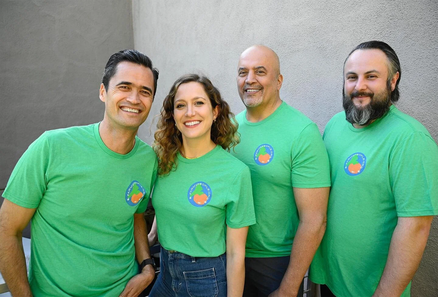 THANK YOU to all who donated yesterday on 
🎉🎁Giving Tuesday🎁🎉 kicking off our end of year fundraiser!

There&rsquo;s still time for you to make a difference! Click the link in bio to feed more families with local, California produce 🥬🫑🥕

Your 
