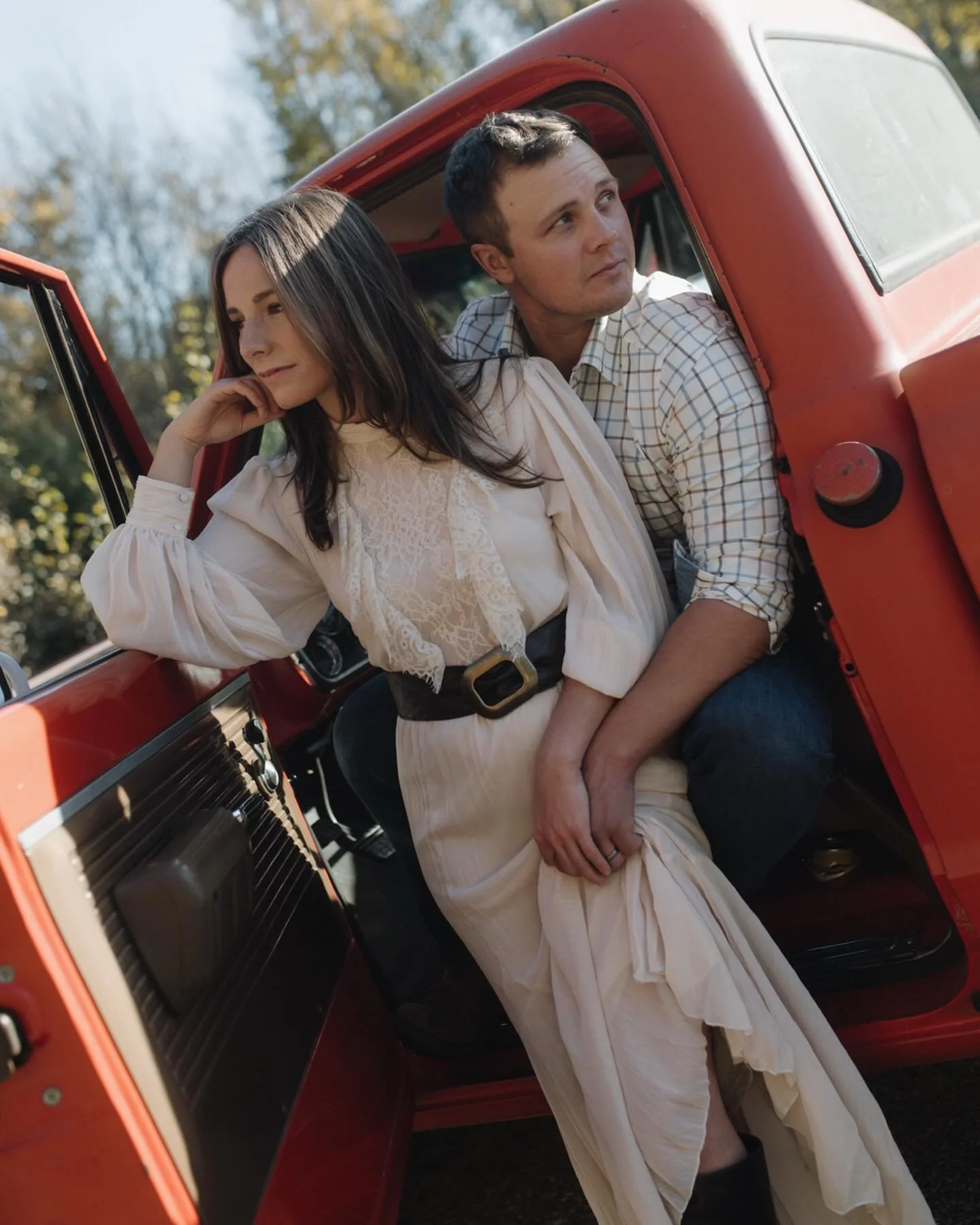 For Lottie 🤍
Stafford and Kerri have this unshakeable love and the kind of strength that&rsquo;s woven deep beneath the surface, rooted to withstand the darkest of storms. They hold so much light between them and documenting them is always something