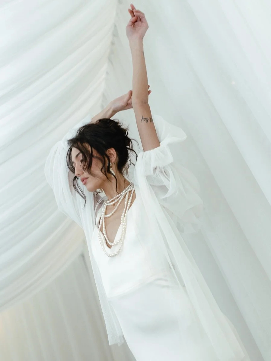 The Baroque Social was a welcome creative outlet after a long winter, no detail left untouched &amp; I left inspired, revived and connected. 

Shot at the Baroque Social workshop with @nicoleashley
Planner @solettedesign 
Florals/design @fabloomosity