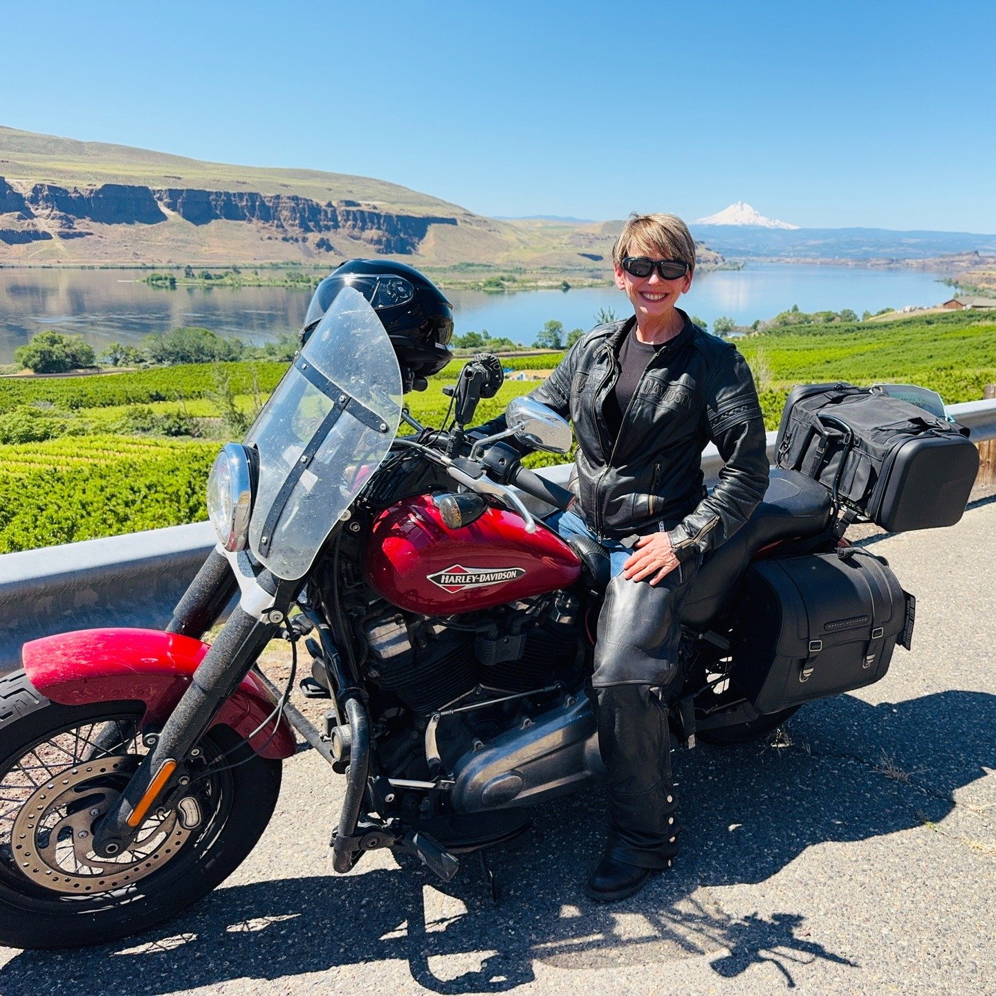 Sometimes when life is especially challenging, sharing a meal with a loved one is the most helpful medicine of all. Today&rsquo;s loop to Goldendale for lunch with my best friend and then home via Klickitat Canyon was full of mesmerizing mountain, va