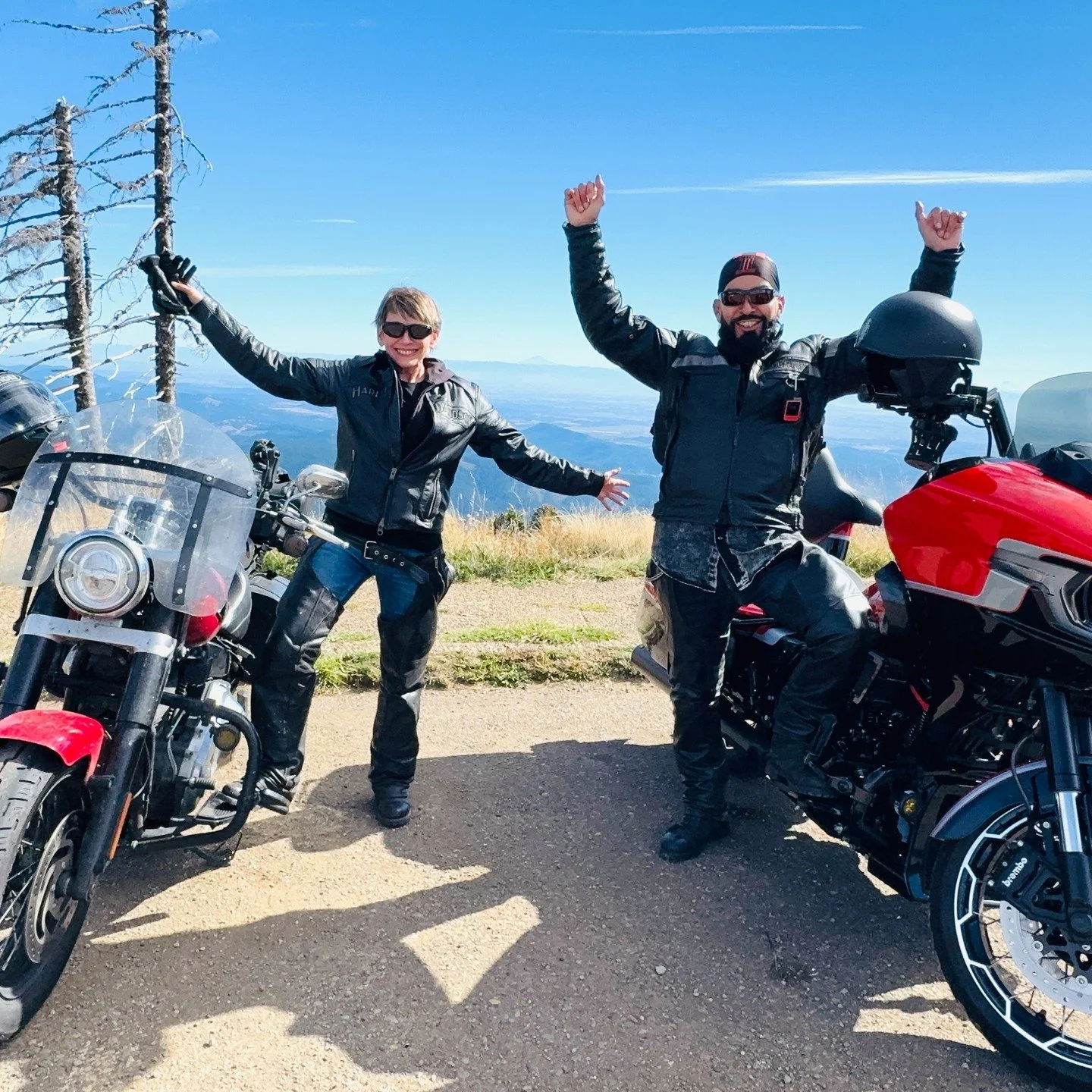 Barreling along the Yaquina Bay Road with the shimmering bay waters just a few feet to my right, bright clear blue skies above, and the sun on my back, I felt like a falcon unfurling its wings and hurtling through the warm afternoon air. 
#motorcycle