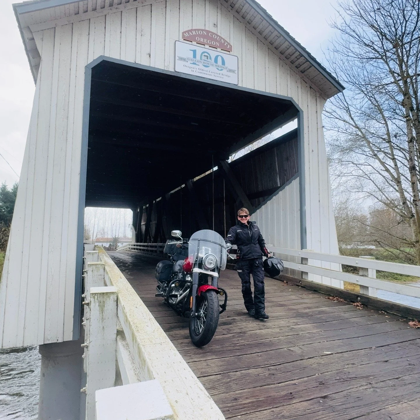 Waking up this morning and discovering a break in the rain and periwinkle pops of blue poking through the gloomy grey clouds above, I decided to throw my to-do list out the window and hop on the bike for a backroads ride through farmlands to the Gall