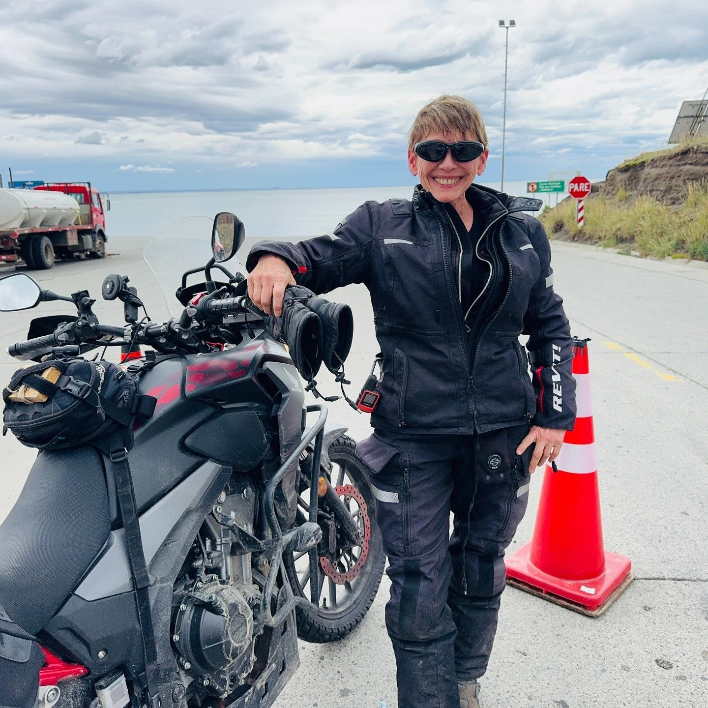 When I woke up to sunshine and blue skies after days of heavy fog and rain, my heart leapt with joy, not just because it looked so darn pretty but also since the warmer temperatures made it less likely I would encounter snow on the ground as I travel