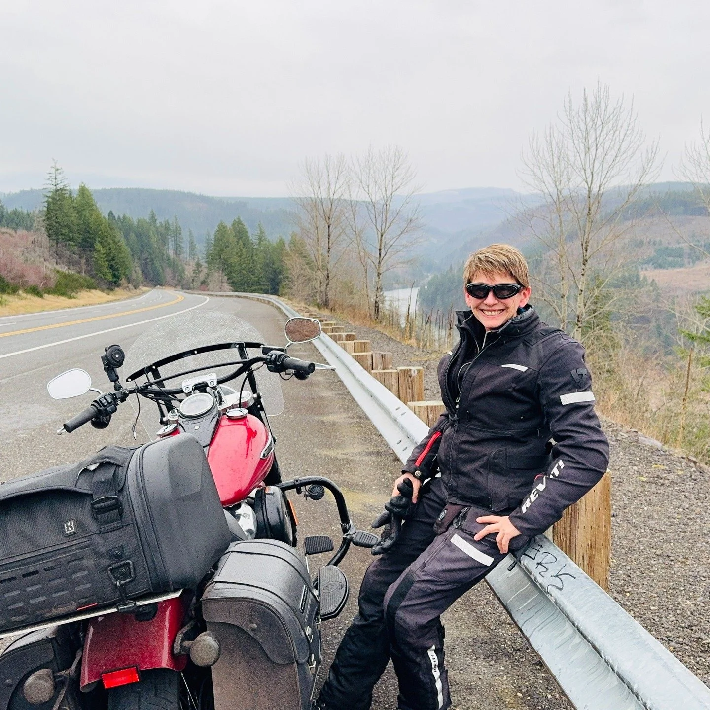 Hugging the curves of the Clackamas as I wound my way south from Estacada to Ripplebrook in the rain, I breathed in the wet, cold morning air, savored the sight of fresh forest growth on the previously fire-ravaged hillsides, and reflected on how res