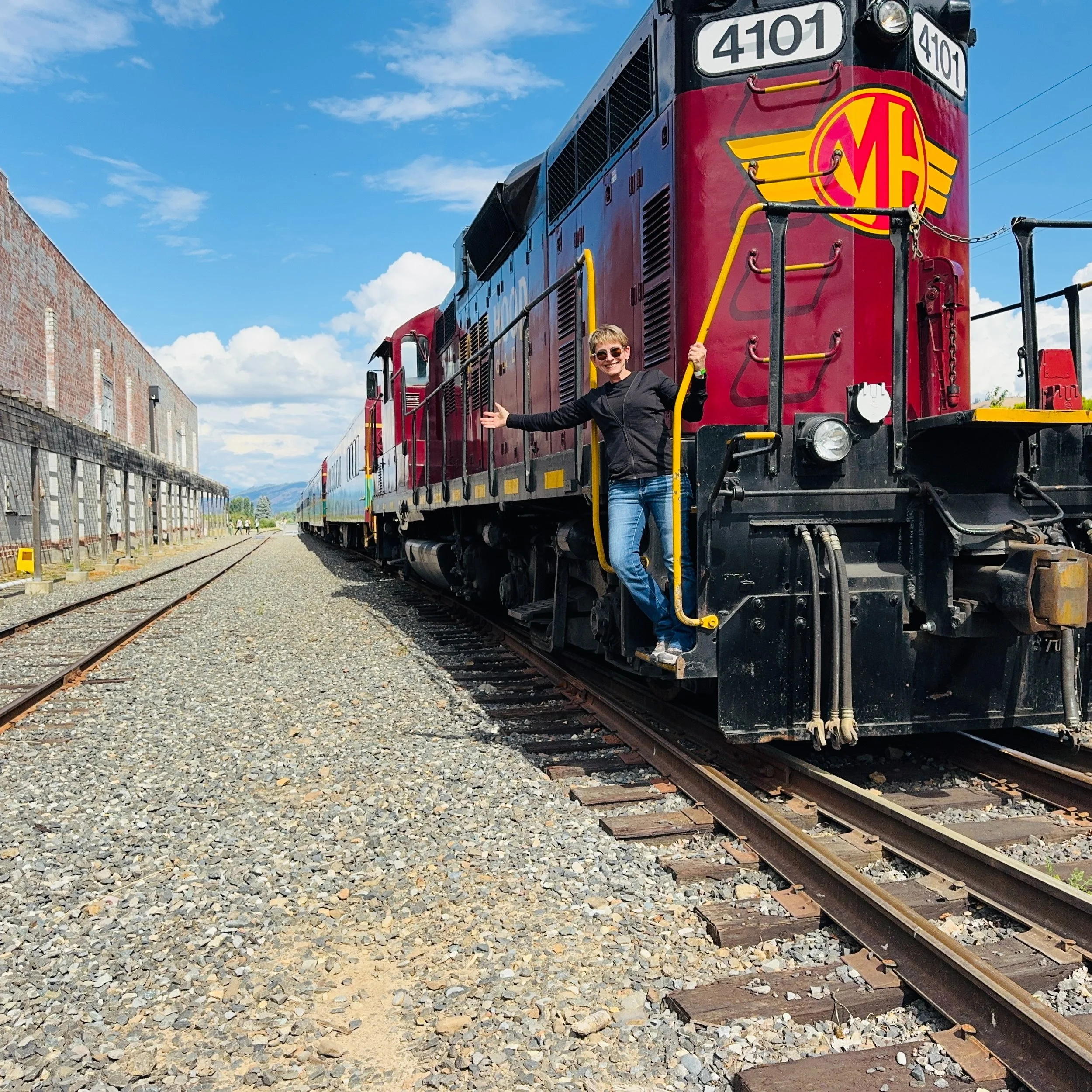 Leaning back in my booth next to the large picture window of the vintage diesel-electric heritage train chugging down the tracks, I felt the rhythmic sway of the engine, sipped my hot tea, breathed in the scent of the bunch of fresh lavender stalks o