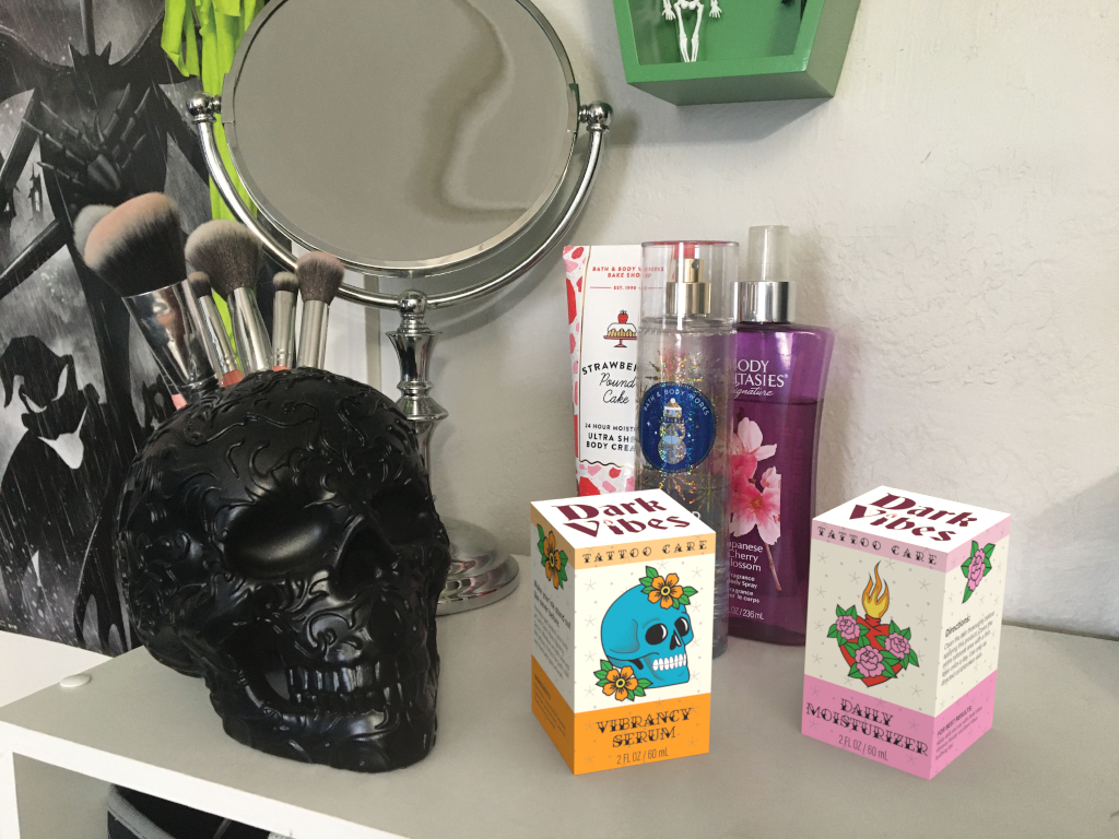 Moisturizer & Serum Mock Up.png