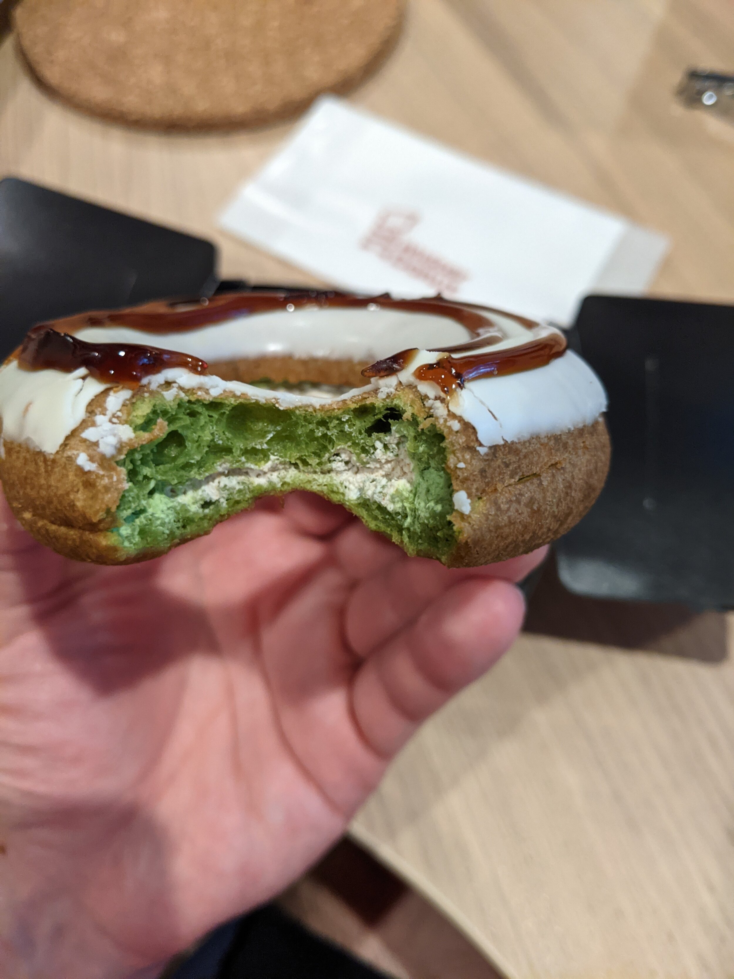 mister_donut_matcha2.jpg