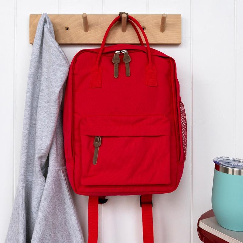 31099-compack-backpack-red_lifestyle.jpg (Copia)