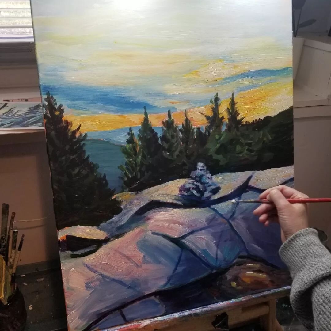 One of my last commissions of the season! (It just so happens that its also inspired by one of my favorite places, which makes it even more special!)

18x24, Commissioned painting, Piper Mountain,  Belknap Range