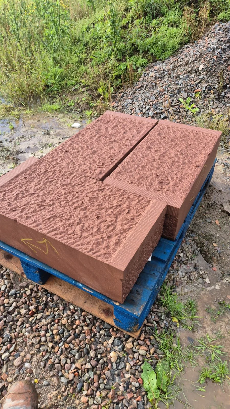 Photo 04-12-2025, 10 44 55.jpg