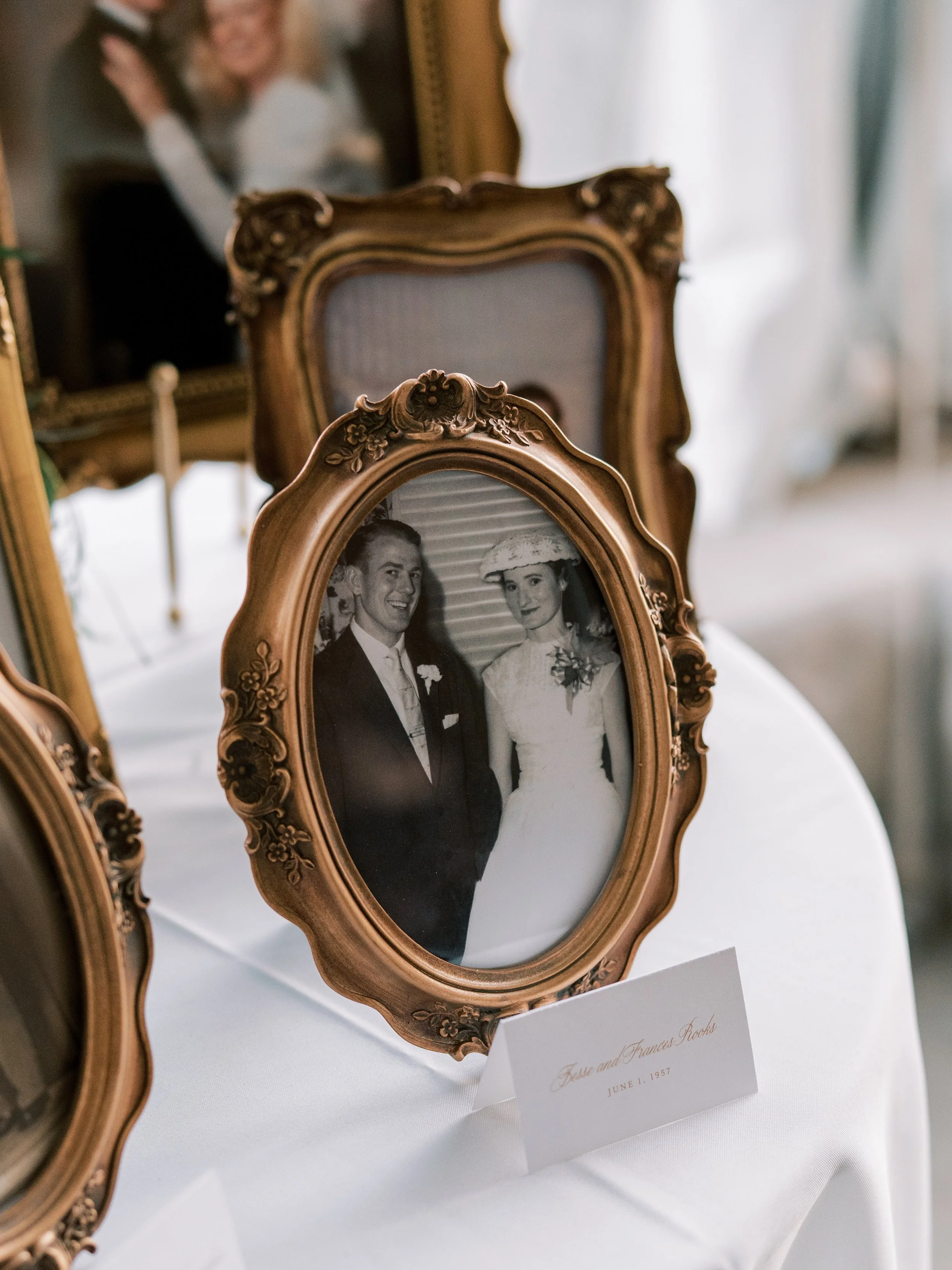 Lindsey Taylor Photography Rachael Ronnie Wedding-928.jpg