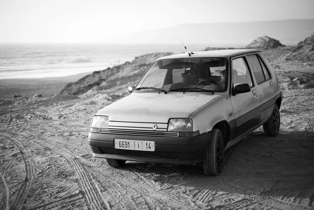 154_manhorsecar_nomark (4 of 4).jpg