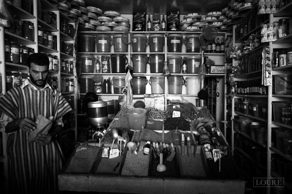 152_MarketBananaVillage_NoMark (7 of 15).jpg