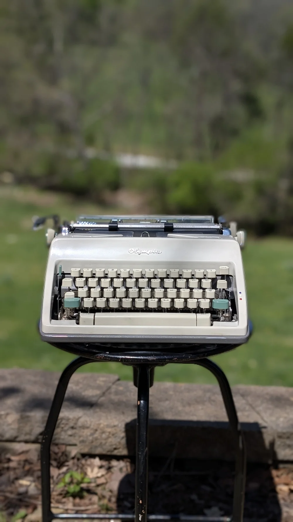 1966 Olympia SM9 **RARE TYPEFACE** — Nashville Typewriter