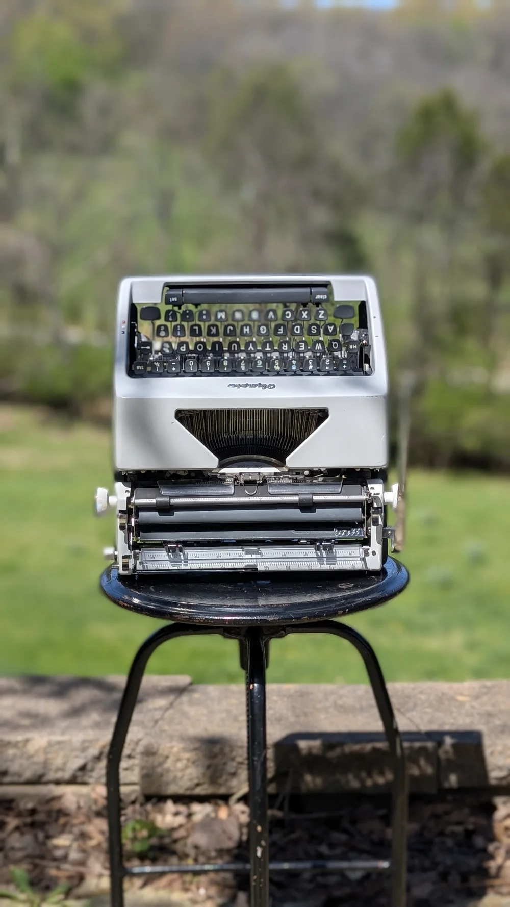 1968 Olympia SM9 **RARE TYPEFACE** — Nashville Typewriter
