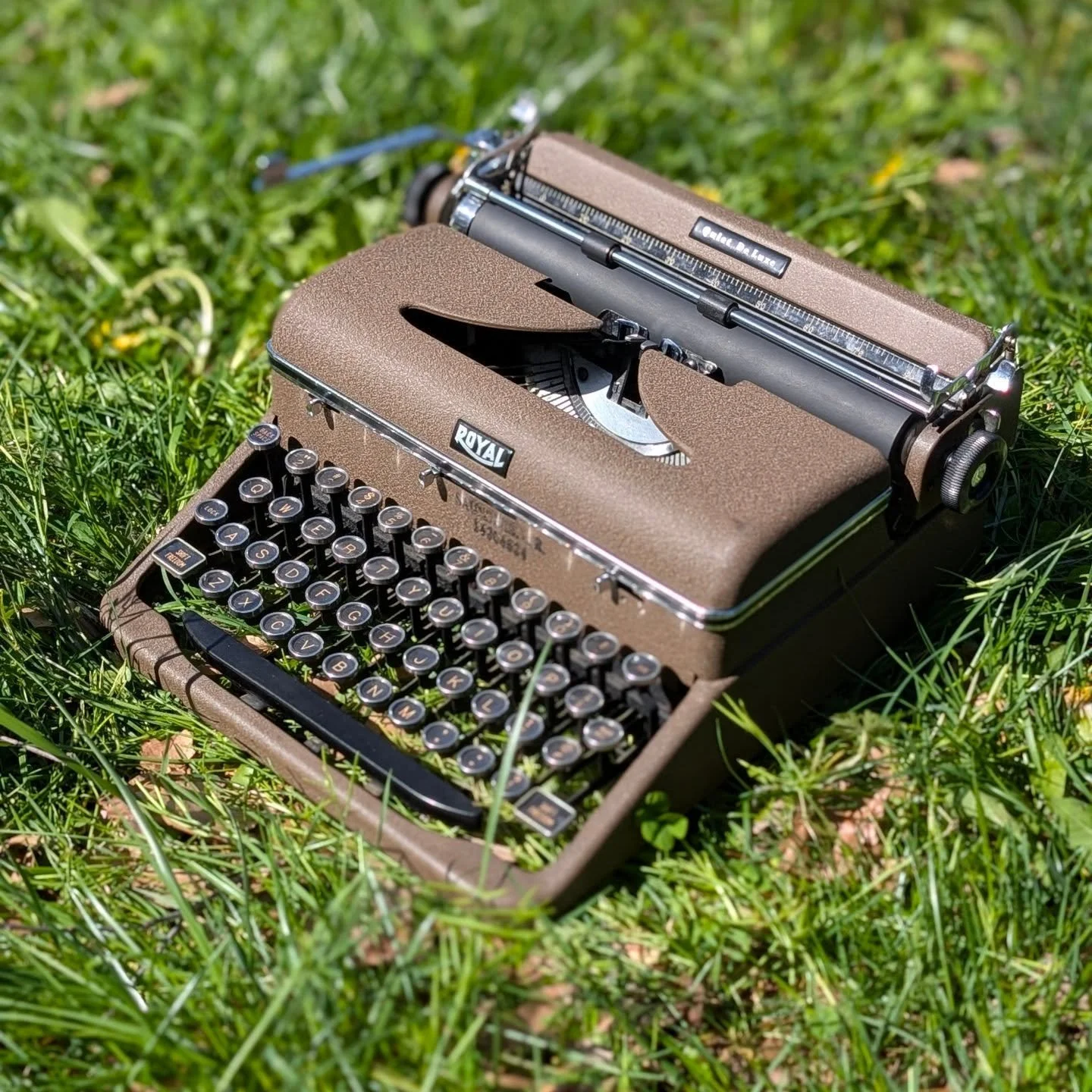 Little later than expected, but some fresh iron on the site. 
Glad the weather has been sunny! 

#nashvilletypewriter 
#typewriter 
#herewegoagain